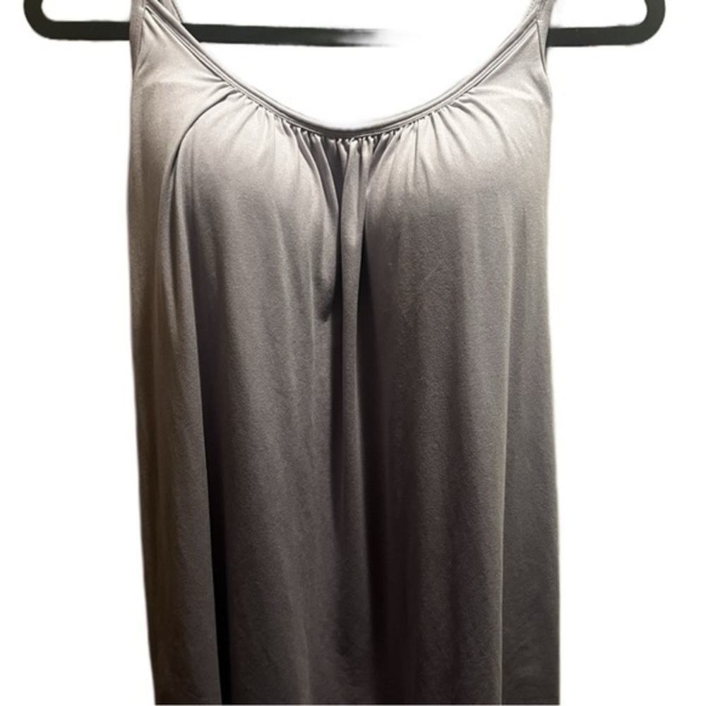 Women’s XXL Built In Bra Tank Top Cami Lavendar Purple Adjustable Straps Flowy